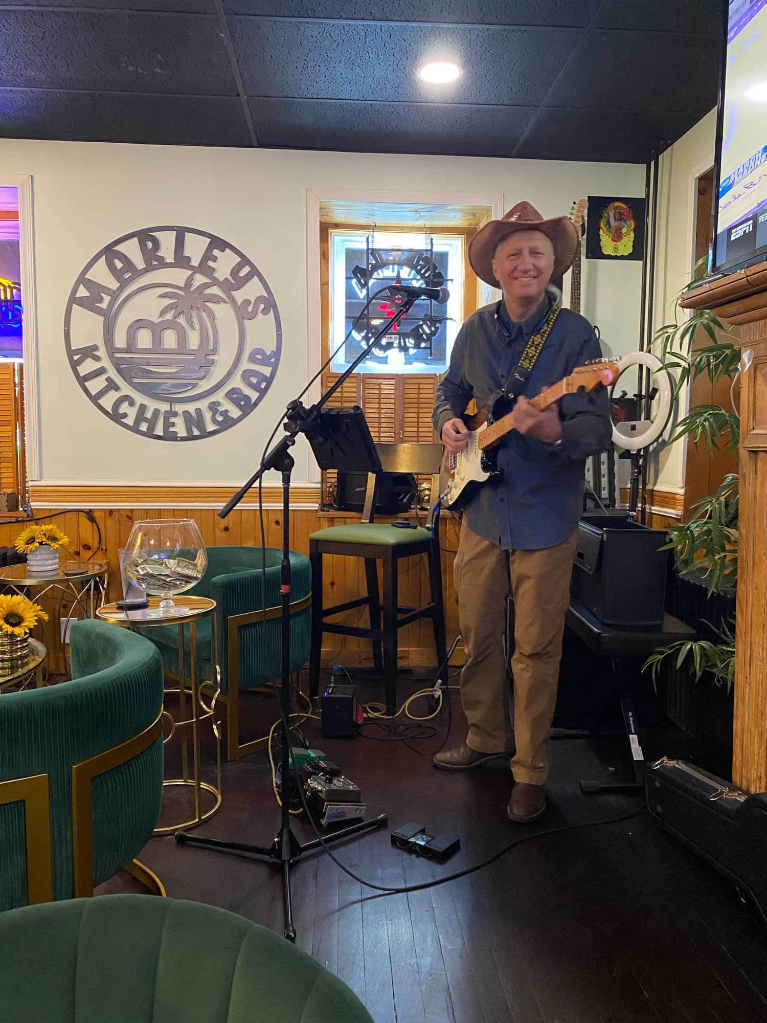 Larry Golden playing live at Marley’s Kitchen & Bar